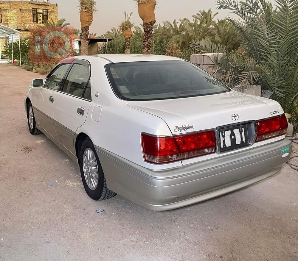 تويوتا كراون